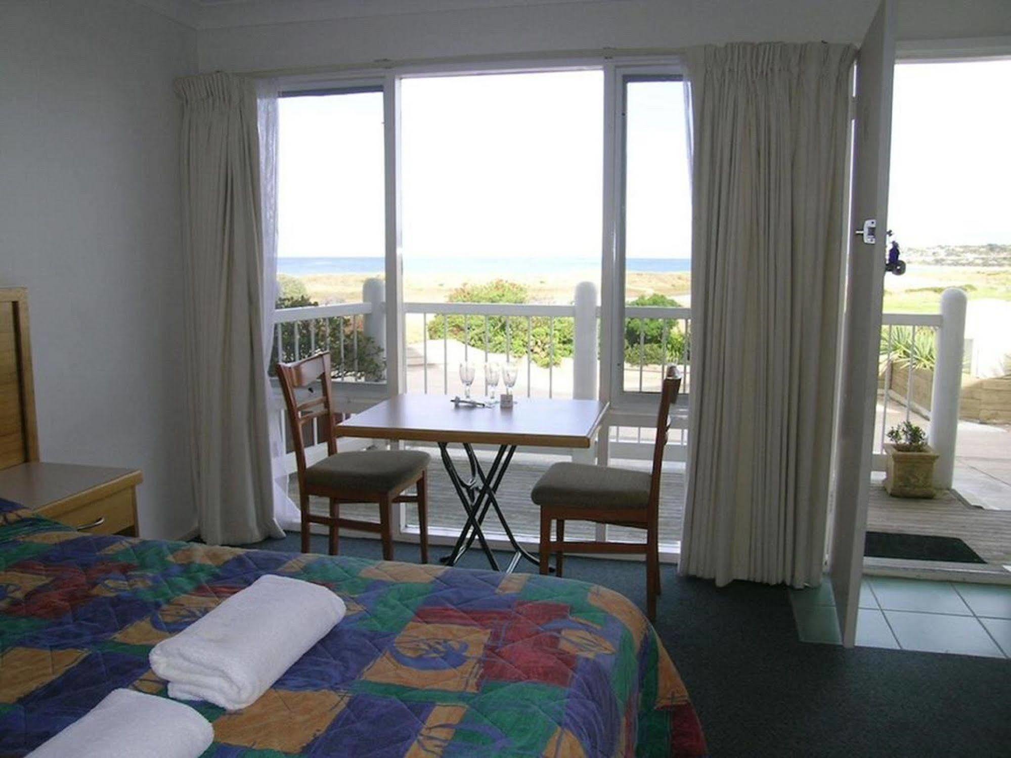A Great Ocean View Motel Аполо Бей Екстериор снимка
