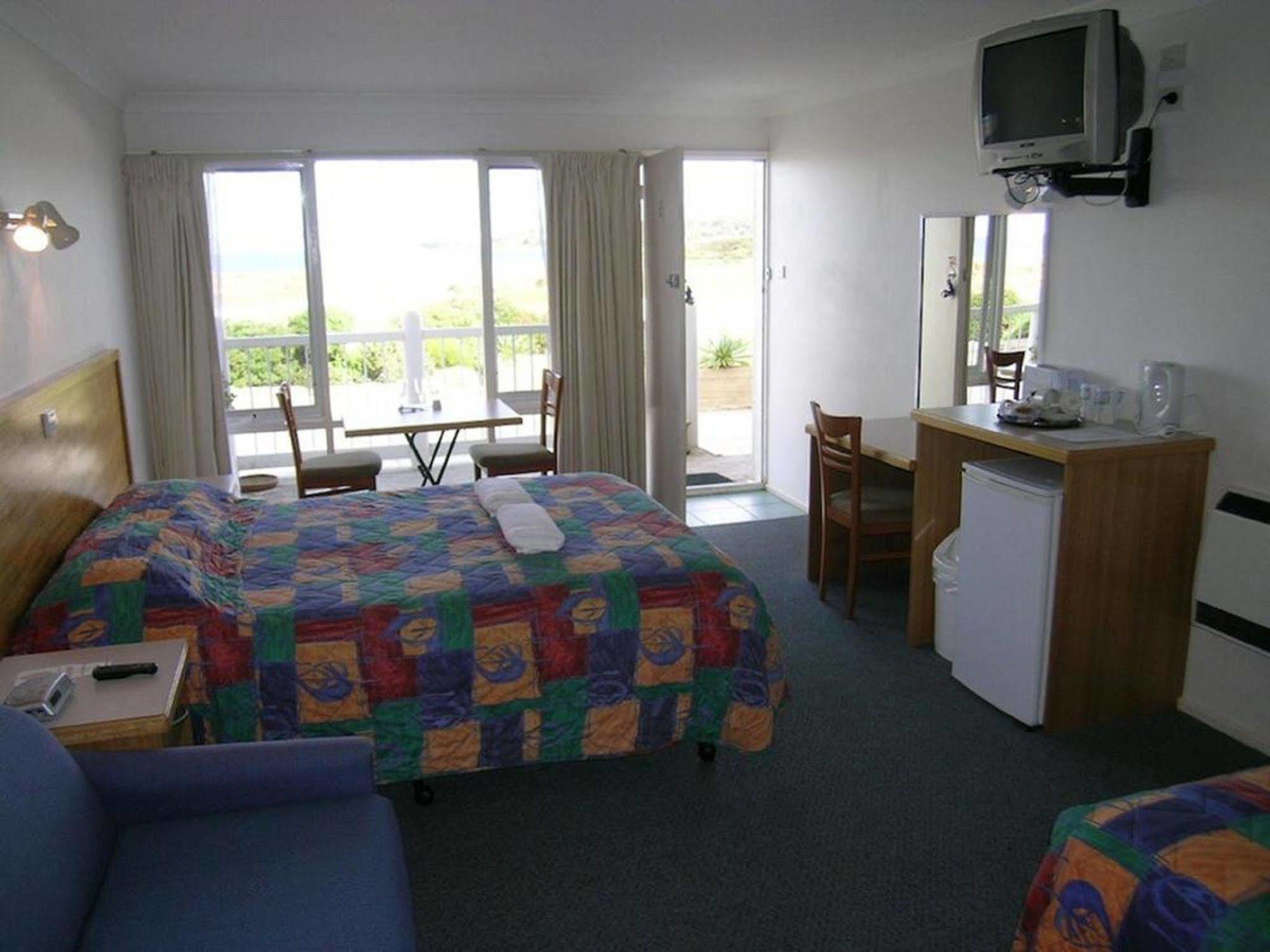 A Great Ocean View Motel Аполо Бей Екстериор снимка